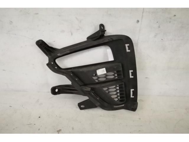 bontott KIA CEED Jobb Ködlámpa Rács