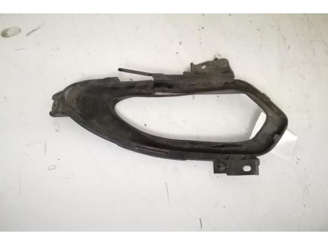 bontott KIA CEED Jobb Ködlámpa Rács