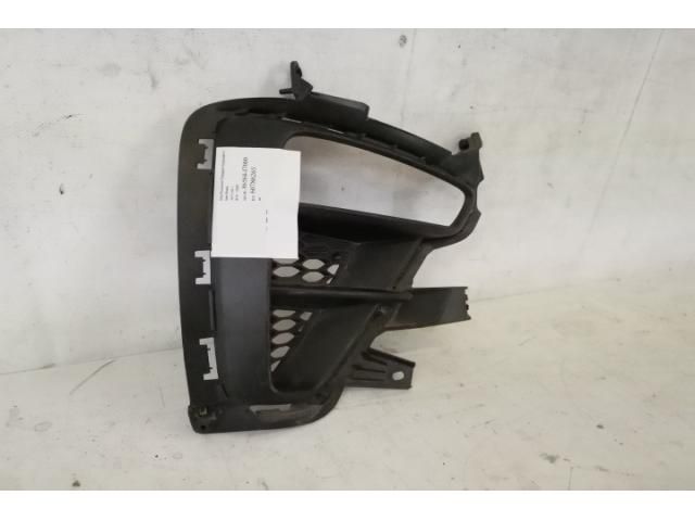 bontott KIA CEED Jobb Ködlámpa Rács