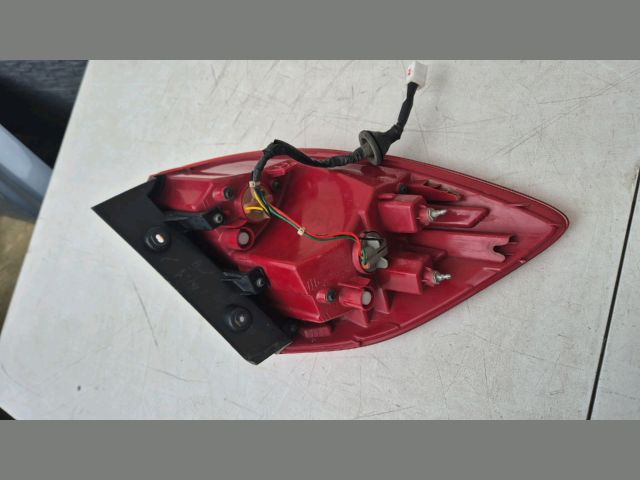 bontott KIA CEED Jobb Ködzárófény