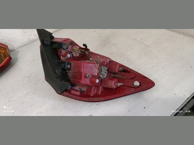 bontott KIA CEED Jobb Külső Hátsó Lámpa