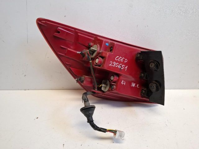 bontott KIA CEED Jobb Külső Hátsó Lámpa