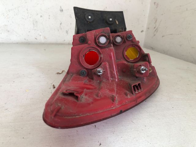 bontott KIA CEED Jobb Külső Hátsó Lámpa