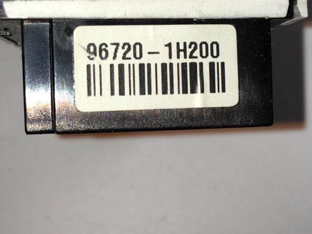 bontott KIA CEED Jobb Multikormány Kapcsoló