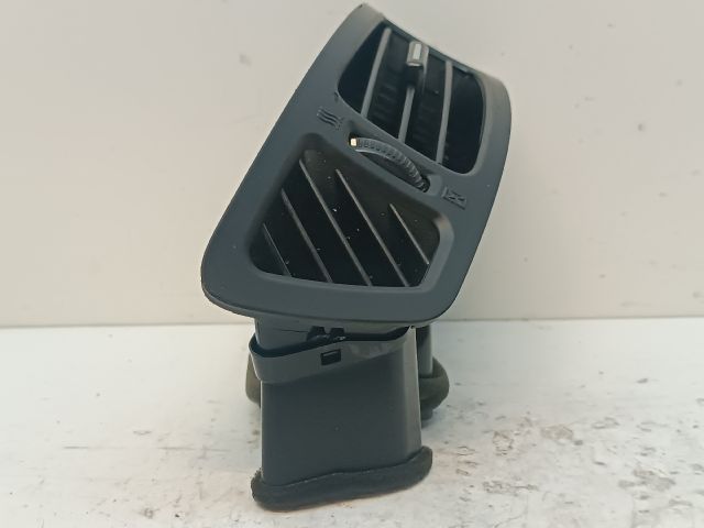 bontott KIA CEED Jobb Szellőző