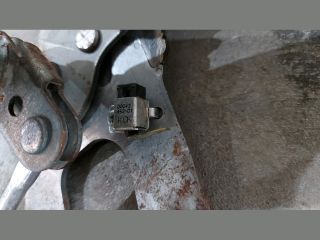 bontott KIA CEED Kézifék Kar