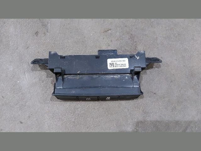 bontott KIA CEED Kipörgésgátló Kapcsoló