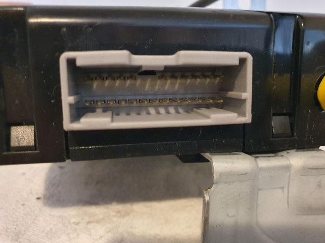 bontott KIA CEED Komfort Elektronika