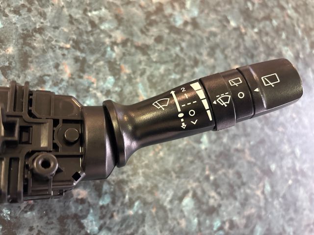 bontott KIA CEED Komplett Kormánykapcsoló (Bajuszkapcsoló)