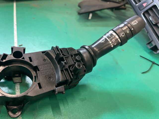 bontott KIA CEED Komplett Kormánykapcsoló (Bajuszkapcsoló)