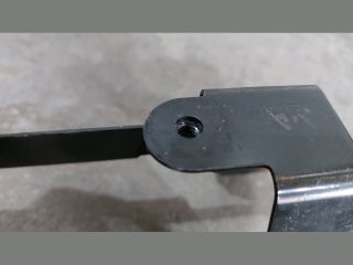 bontott KIA CEED Könyöklő Tartó Konzol