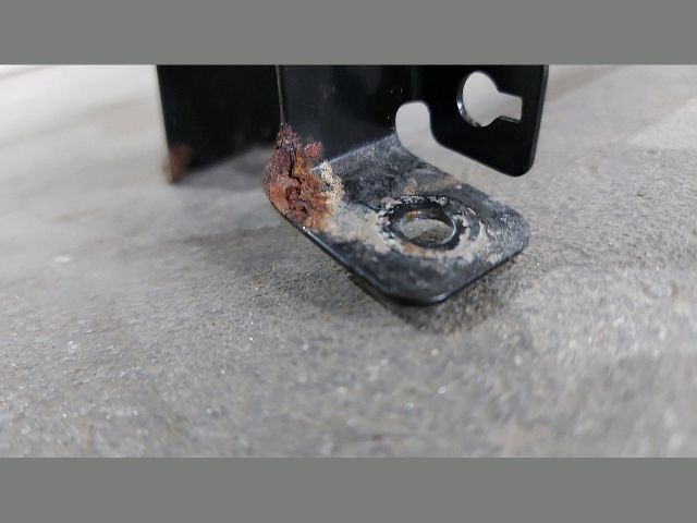 bontott KIA CEED Könyöklő Tartó Konzol