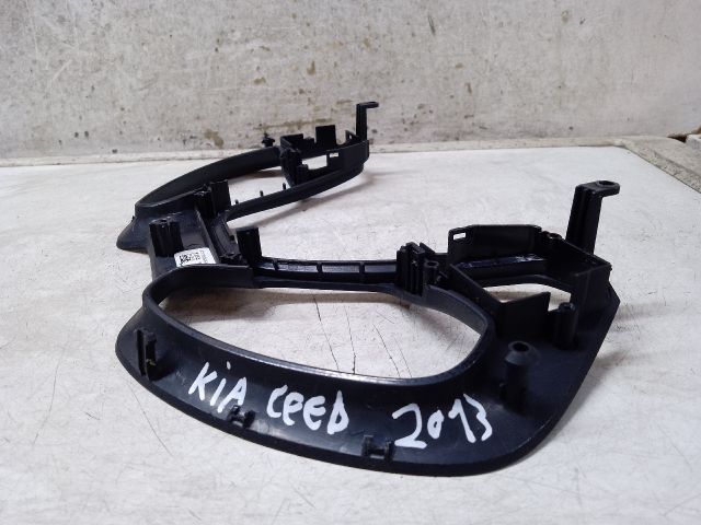 bontott KIA CEED Kormány Díszléc