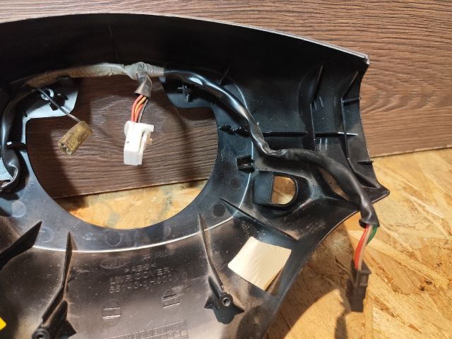 bontott KIA CEED Kormányközép Burkolat