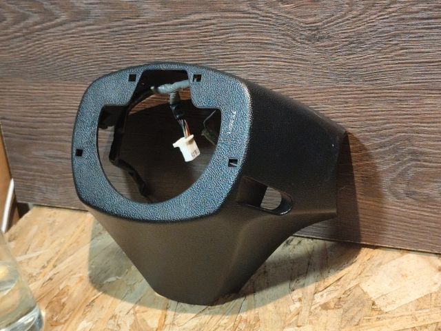 bontott KIA CEED Kormányközép Burkolat