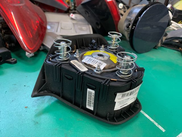 bontott KIA CEED Kormánylégzsák