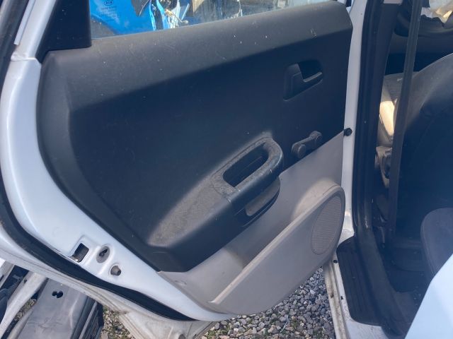 bontott KIA CEED Középkonzol Keret