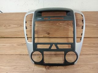 bontott KIA CEED Középkonzol Keret