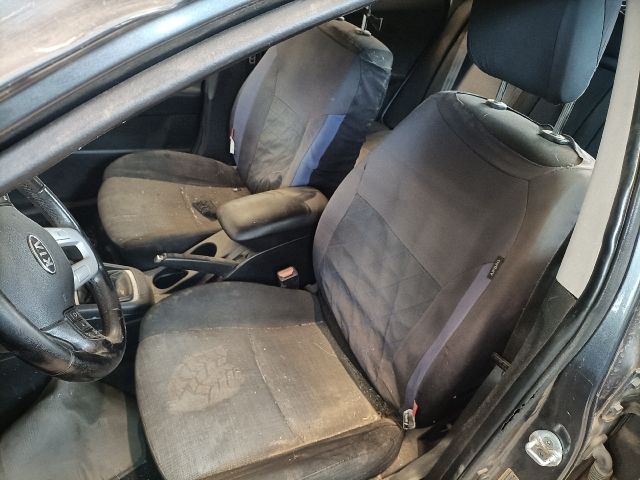 bontott KIA CEED Középkonzol Keret