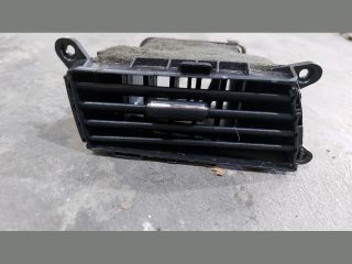 bontott KIA CEED Középső Bal Szellőző