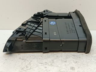 bontott KIA CEED Középső Jobb Szellőző