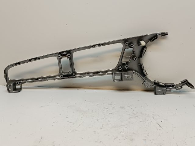 bontott KIA CEED Középső Műszerfal Díszléc