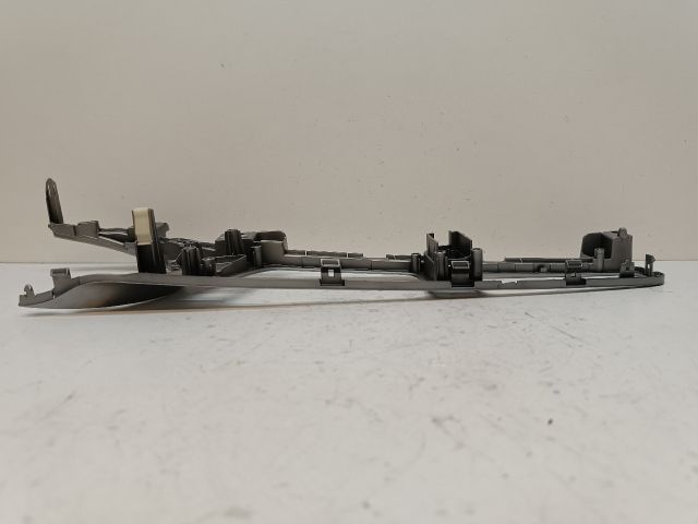 bontott KIA CEED Középső Műszerfal Díszléc