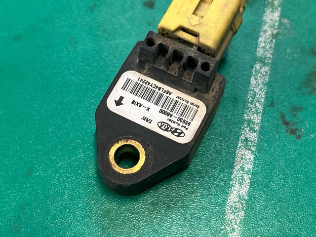 bontott KIA CEED Központi Ütközés Érzékelő