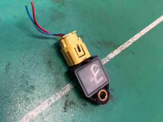 bontott KIA CEED Központi Ütközés Érzékelő