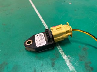 bontott KIA CEED Központi Ütközés Érzékelő