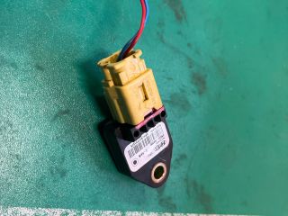 bontott KIA CEED Központi Ütközés Érzékelő