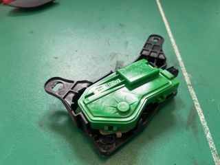 bontott KIA CEED Központizár Motor Tankajtó