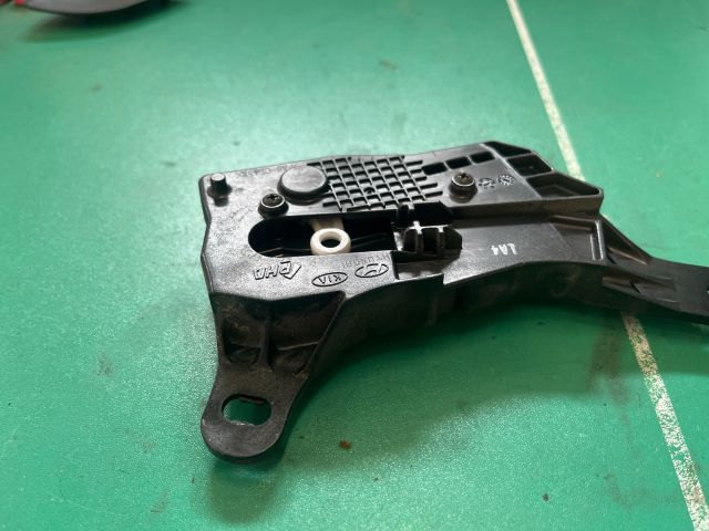 bontott KIA CEED Központizár Motor Tankajtó