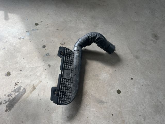 bontott KIA CEED Légbeömlő