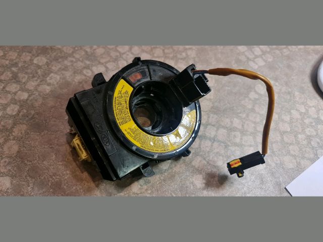 bontott KIA CEED Légzsák Átvezető Szalagkábel