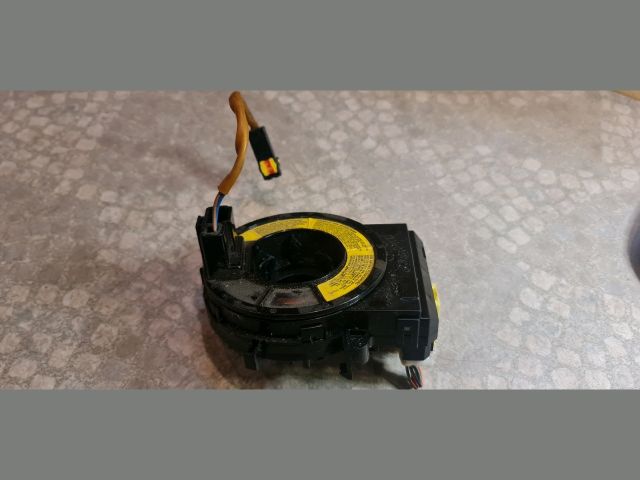 bontott KIA CEED Légzsák Átvezető Szalagkábel