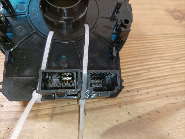 bontott KIA CEED Légzsák Átvezető Szalagkábel