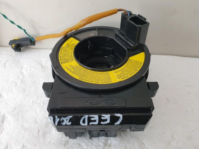 bontott KIA CEED Légzsák Átvezető Szalagkábel