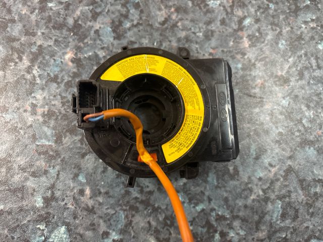 bontott KIA CEED Légzsák Átvezető Szalagkábel