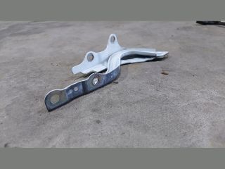 bontott KIA CEED Motorháztető Bal Zsanér