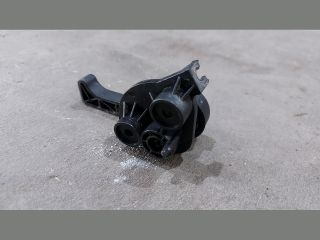 bontott KIA CEED Motorháztető Nyitó Kar / Gomb