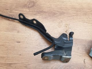 bontott KIA CEED Motorháztető Zsanér Pár