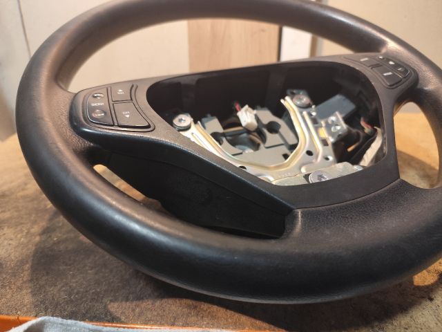 bontott KIA CEED Multikormány