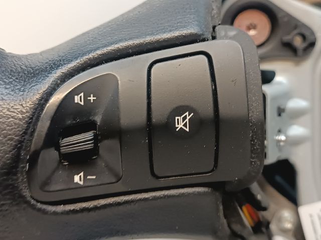 bontott KIA CEED Multikormány