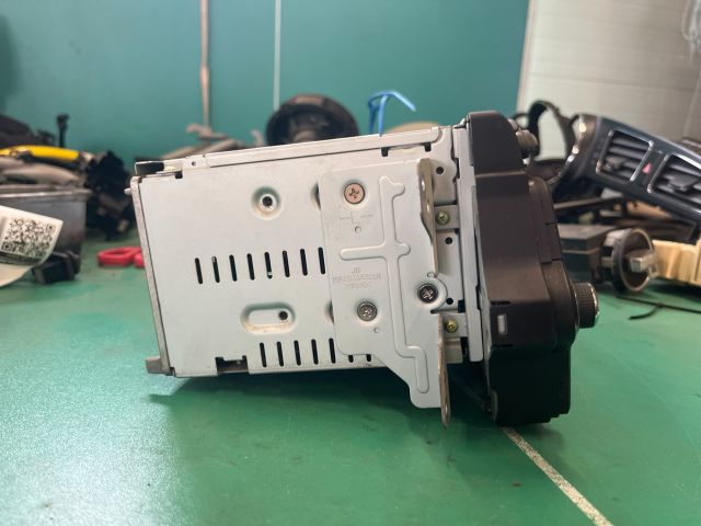 bontott KIA CEED Navigációs Fejegység