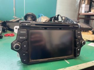 bontott KIA CEED Navigációs Fejegység