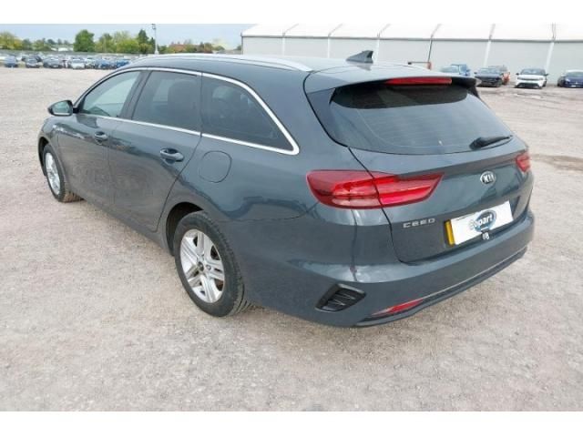 bontott KIA CEED Navigációs Fejegység