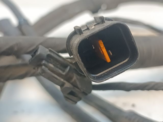 bontott KIA CEED Pozitív Kábel