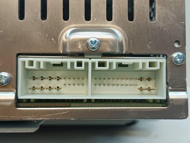 bontott KIA CEED Rádió / CD