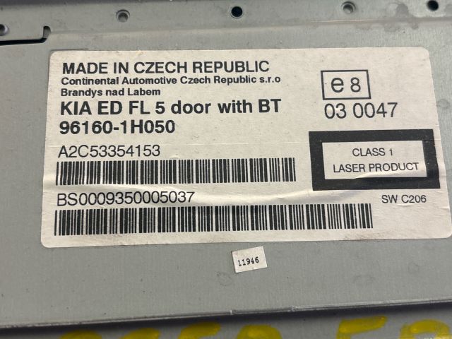 bontott KIA CEED Rádió / CD